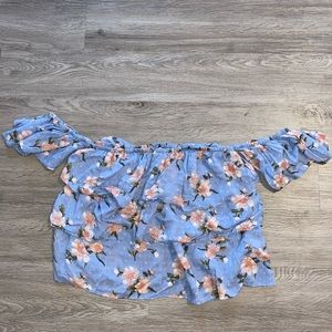 America Eagle floral off the shoulder shirt size:S